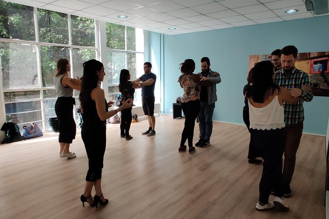 Tango Lessons in Buenos Aires - Vamos Academy - Accessibility and Transportation