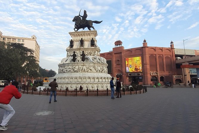 Taxi Service in Sector 82 Gurgaon Cabs Service Sector 81 Gurgaon +91-9821449571 - Contact Details