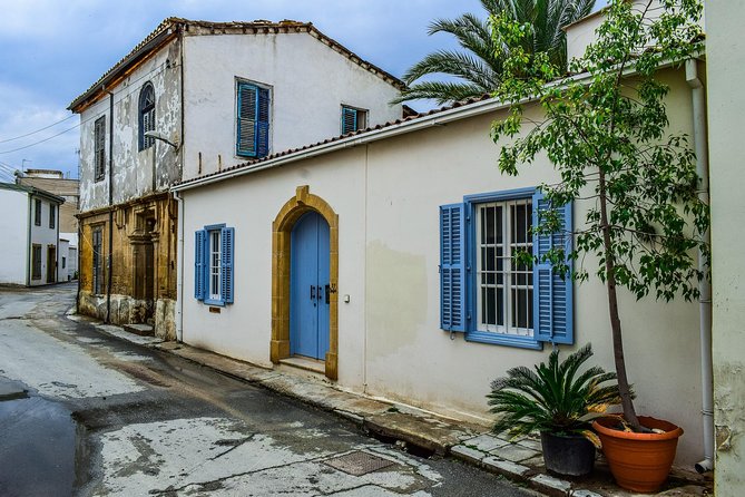 The Best of Nicosia Walking Tour - Local Guide Insights