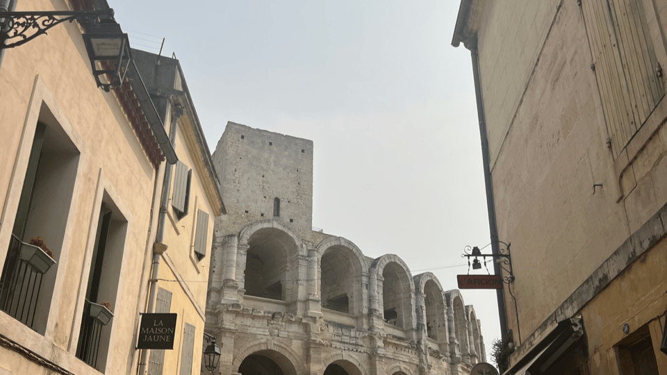 The Essence of Provence: Avignon, St Rémy, Les Baux, Arles - Cultural Immersion in Provence