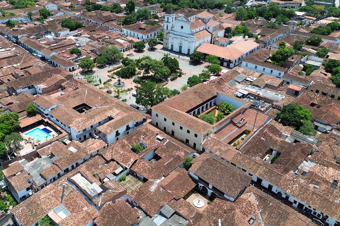 The River House Experience & Santa Fé De Antioquia (2 Days Tour) - Discovering the Historical Village of Olaya