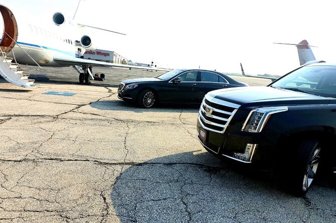 Toronto Airport Private Transfer to Downtown - Availability and Pricing