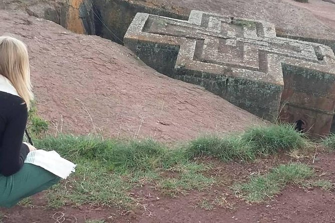 Tour 11 Monolithic Rock Churches & Museum in Lalibela & Cave Church With Mummies - Yemrehana Krestos Church