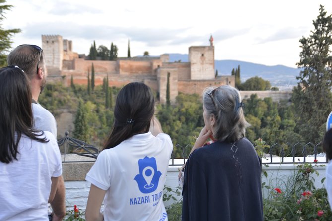 Tour of Albaicín, Sacromonte and Viewpoints (German Language) - Itinerary: Plaza Nueva and Carrera Del Darro