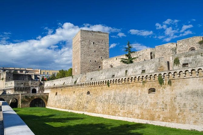 Tour of the Fortifications of Bari: the Defenses of the City and Their History - The Defensive Moat