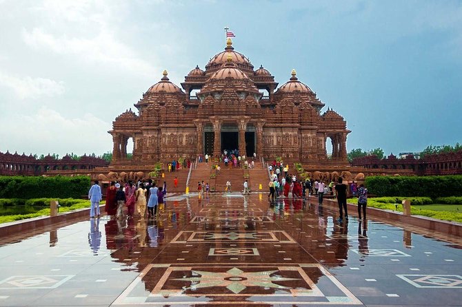 Tour To Swaminarayan Akshardham Guide & Delhi Transfers - Transportation Details