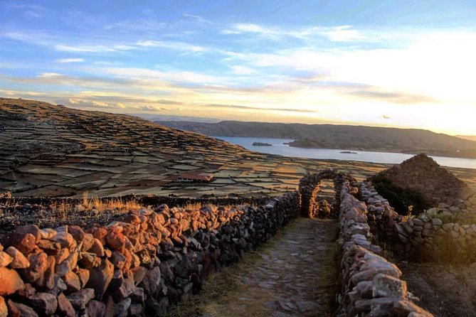 Tour to Uros, Amantani, Taquile and Sillustani (2D1N) - Taquile Island Exploration