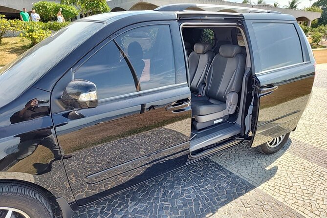 Transfer to GIG or SDU International Airport in Rio De Janeiro - Secure and Efficient