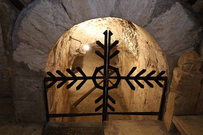 Travel to Bethlehem, Jericho & Jordan River - Group Guided Tour From Jerusalem - Transport and Comfort