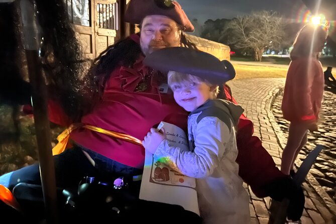 Ultimate Pirate Walking Tour in Colonial Williamsburg - Meeting Location and Accessibility