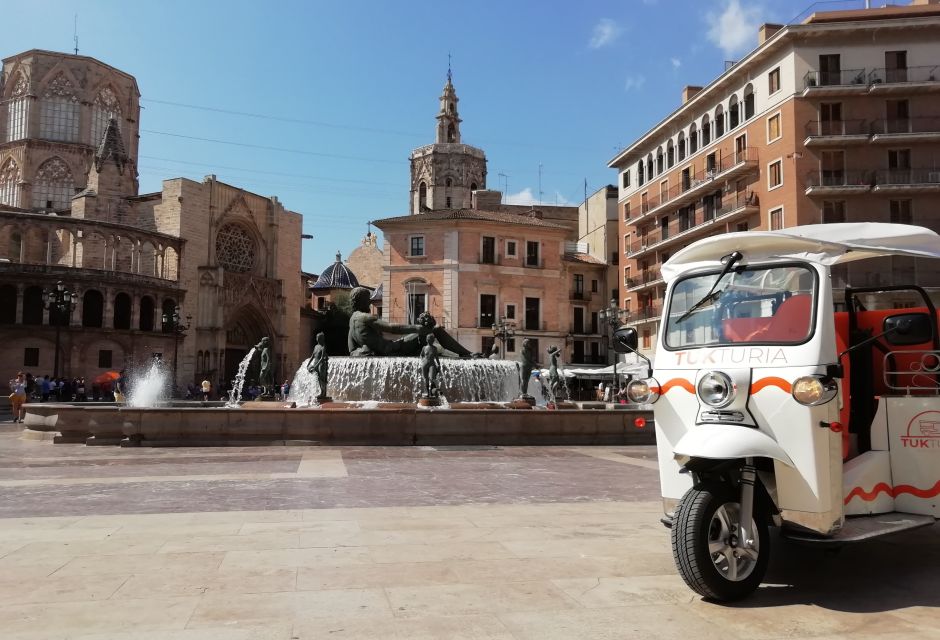 Valencia: Tuk Tuk Historical Tour - Experience Features