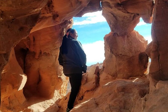 Valley of Fire Hike From Las Vegas - Meeting and Pickup