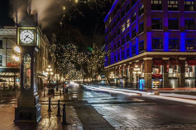 Vancouver Small Group Night Tour W/Capilano + Grouse Mtn Dinner - Dinner Experience
