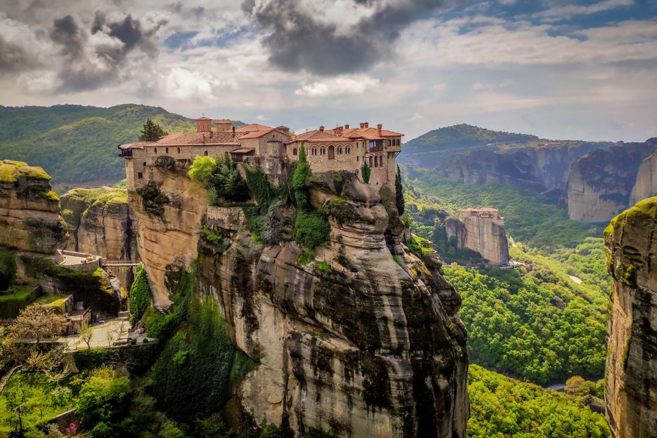 Varlaam Monastery & Meteora: Self-Guided Driving Audio Tour - App and Navigation Features