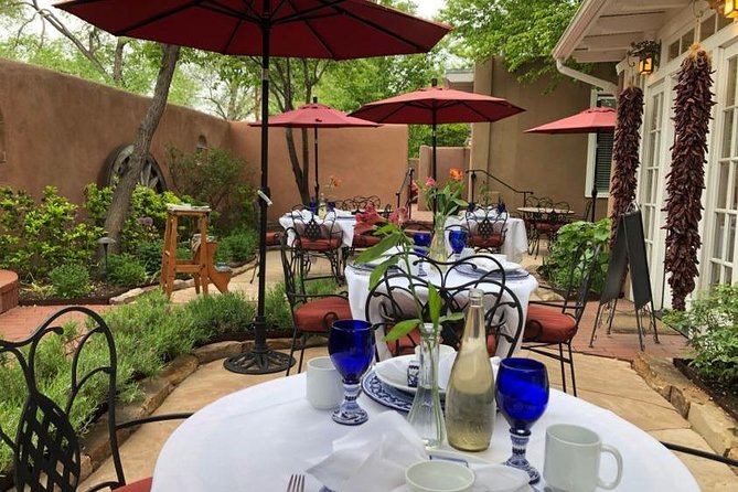 Viator Exclusive: Gourmet Brunch in Santa Fe With Chef Carolina - Intimate Dining Setting