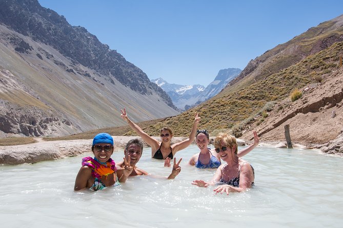 Volcano & Hotsprings 4K From Santiago Private Tour - Booking and Policies