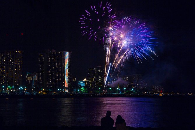 Waikiki Fireworks Dinner Cruise: Sail & Sparkle on Friday Nights - Sailing Experience and Highlights