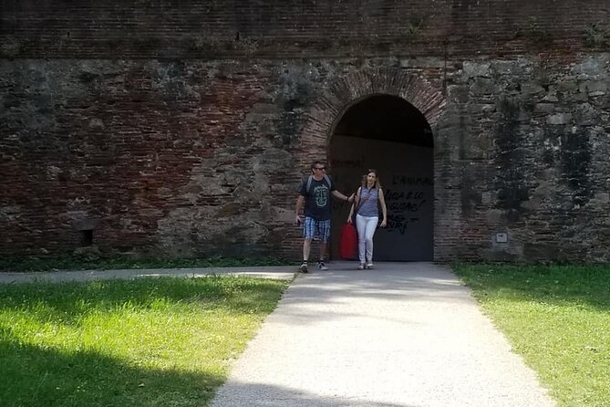 Walking Tour of Lucca and Its Walls - Pricing Options and Value Proposition