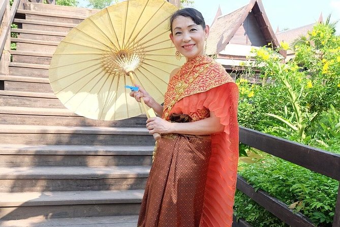 Wear Thai Costume Photo Shoot Tour - Meeting and Pickup Details