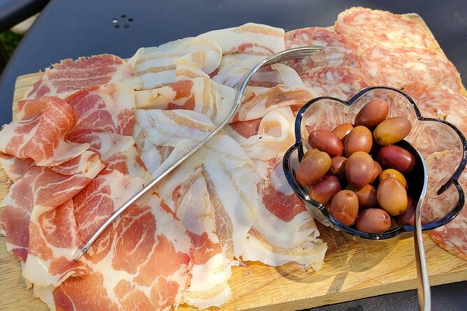 Wine Tasting With Local Food in Lazise Countryside - Meeting Information