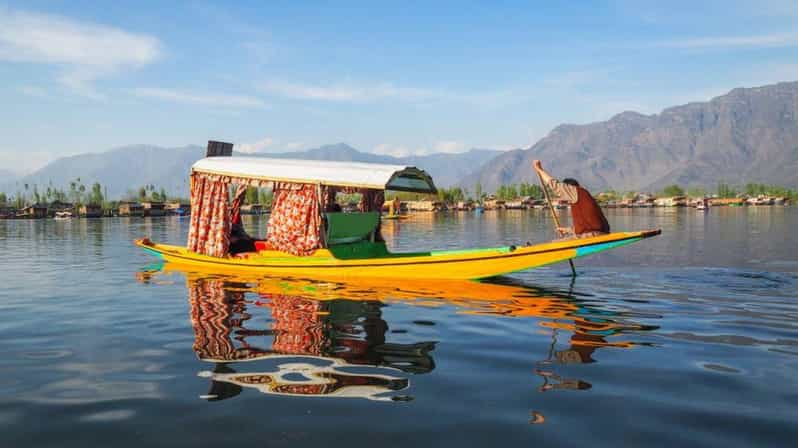 Wonderful Srinagar Holiday With Gulmarg & Pahalgam 5 Days - Day 1: Arrival in Srinagar