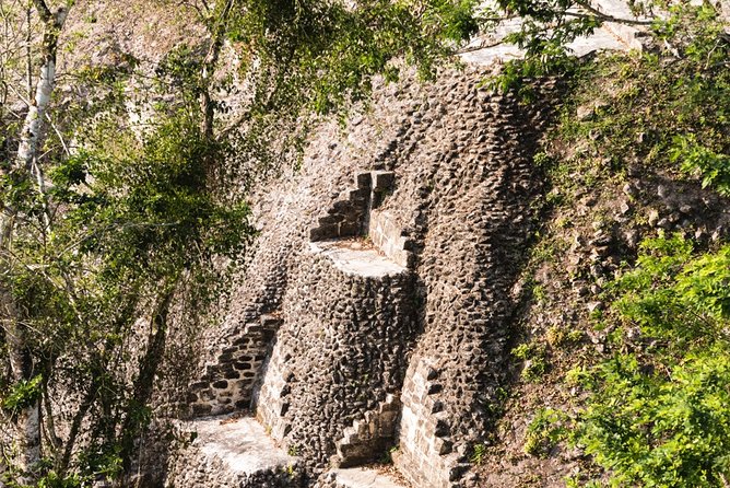 Xunantunich Maya Ruin & St Herman Blue Hole - Pickup and Drop-off Arrangements