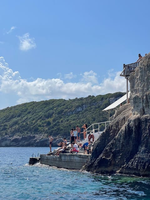 Zakynthos: Half Day Exploration of Shipwreck & Blue Caves - Customer Feedback and Reviews