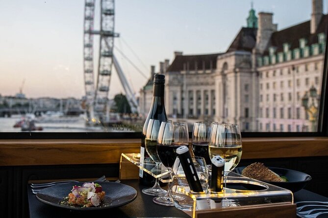 4-Course Fine-Dining Lunch on Luxury London Bus - Key Points