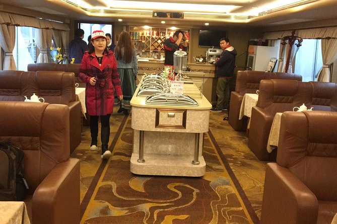 1 Day Relaxing Li River Cruise Private Tour With the 4 Star Luxury Boat VIP Room - Customer Reviews and Ratings