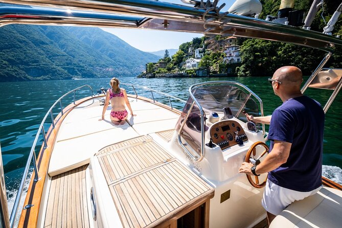 1H Private Cruise on a Beautiful Wooden Speedboat on Lake Como - Pricing and Booking