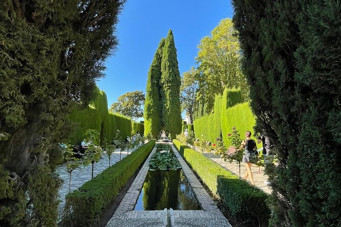 2-Hour Guided Tour of Alhambra Gardens and Alcazaba in Granada - Additional Information