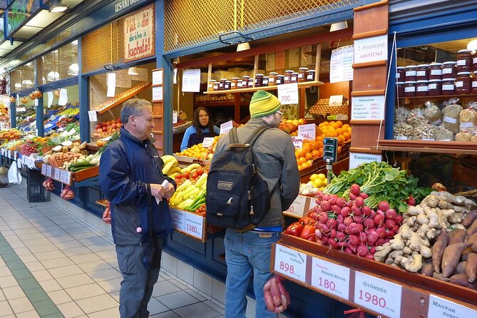 2-Hour Private Market Tour in Budapest With Free Tastings - Meeting Details
