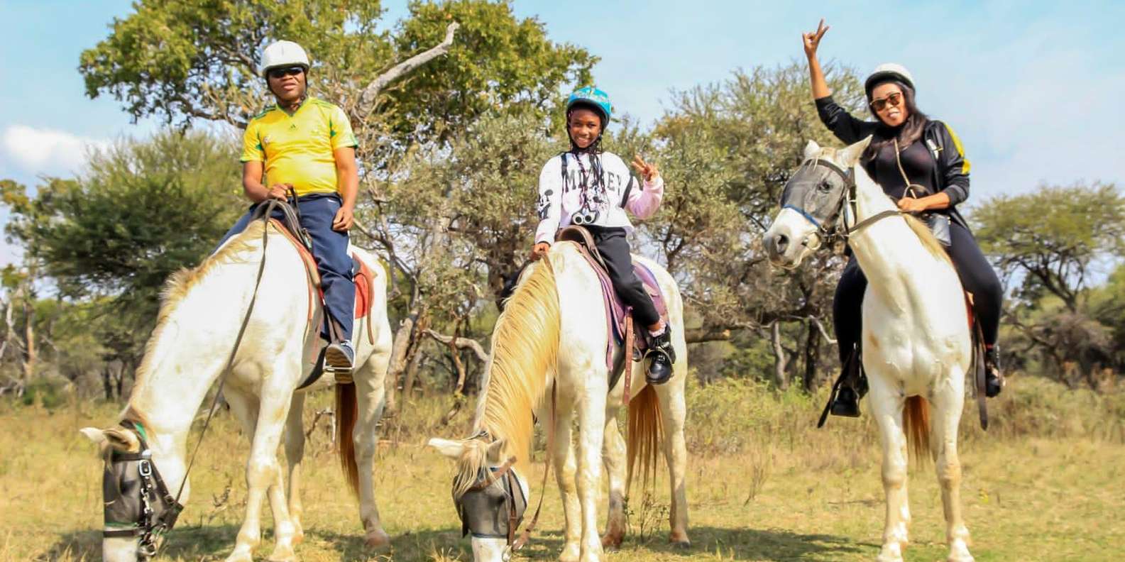 2 Hour Sunrise Horseback Safari - Participant Requirements