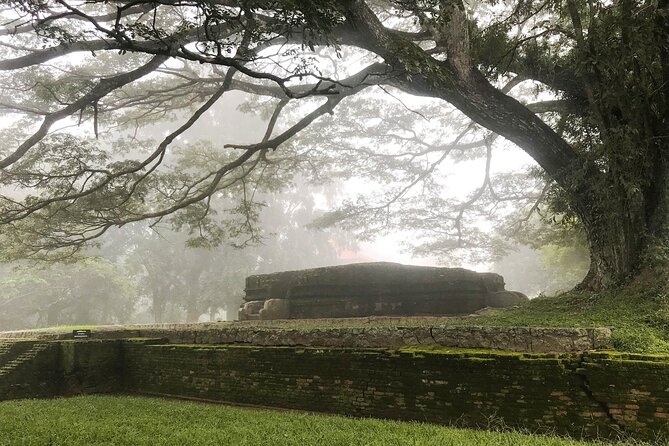 3 Ancient Kingdoms From Colombo - Yapahuwa: The Rock Fortress