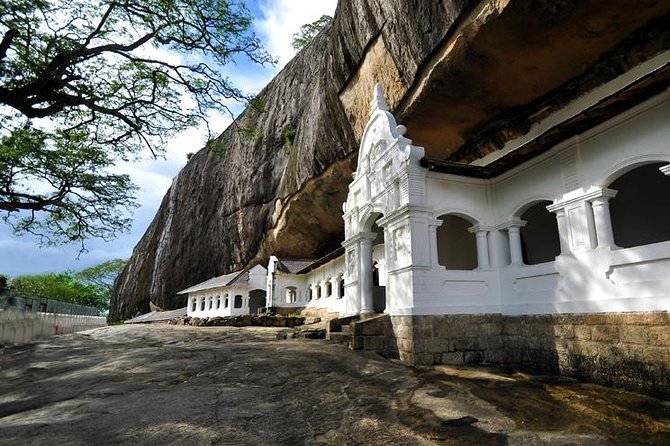 3 Days Ancient Capital Cities - Day 3: Pidurangala and Dambulla