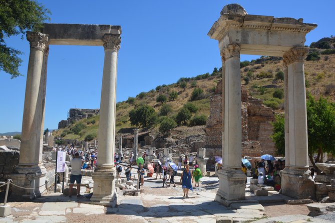 3 Hours Private Ephesus, Terrace Houses, Artemis Temple Tour For Cruisers - Personalized Attention From the Guide