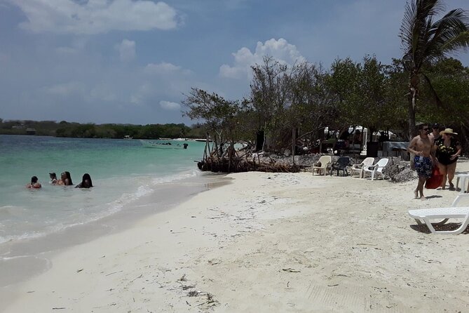 4 Islands - Operators Response
