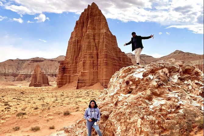 5 to 7 Hours Cathedral Valley Jeep Tour - The Tour Experience