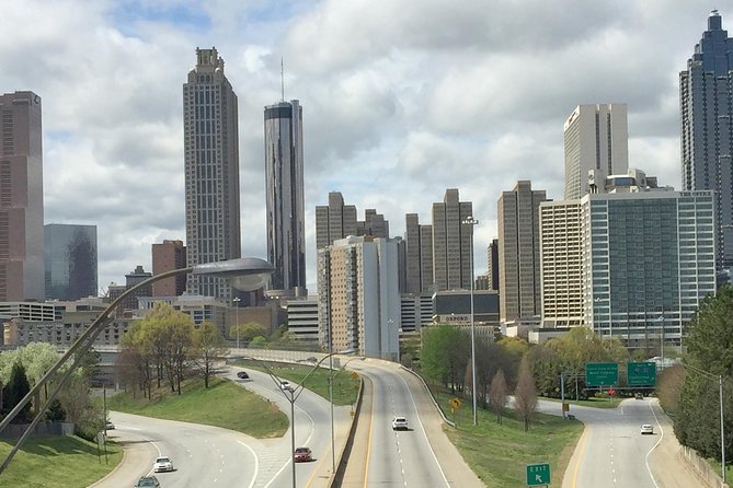 7-Hr the Walking Dead Private VIP Tour in Atlanta and Senoia With Transportation - Traveler Experiences and Feedback