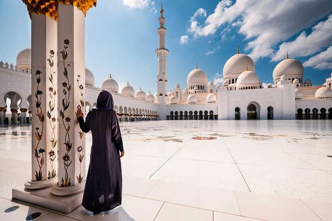 Abu Dhabi Guided City Tour With Ferrari World Tickets From Dubai - Dress Code and Preparation