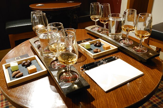Afternoon Whisky Tasting in a Traditional Edinburgh Bar - Glowing Customer Reviews