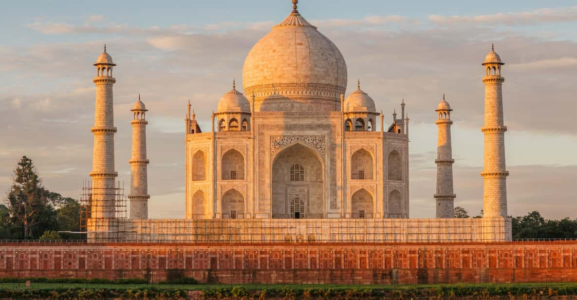 Agra Overnight Tour : From Delhi - Essential Information