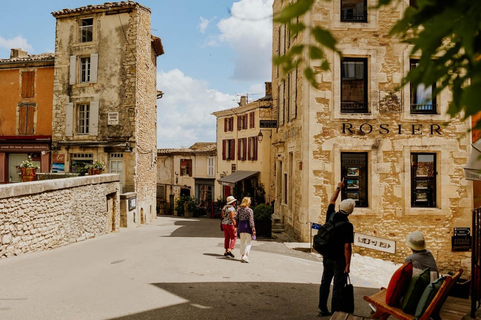 Aix and Marseille: the Best of Luberon: Gordes & Rousillon - Transportation and Logistics