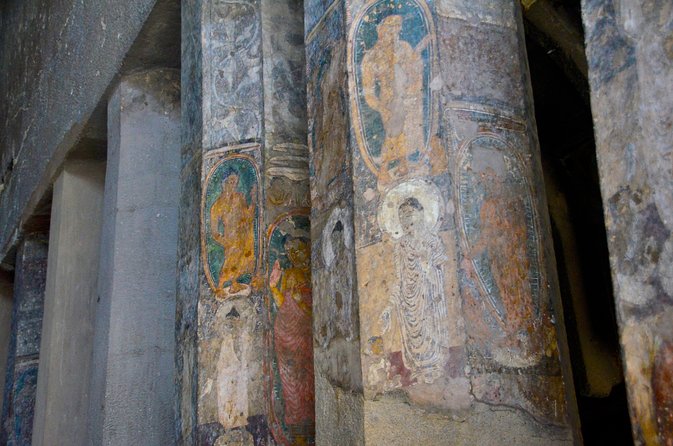 Ajanta & Ellora Caves, Aurangabad and Lonar Meteor Lake, 6 Days From Mumbai - Discover Bibi Ka Maqbara