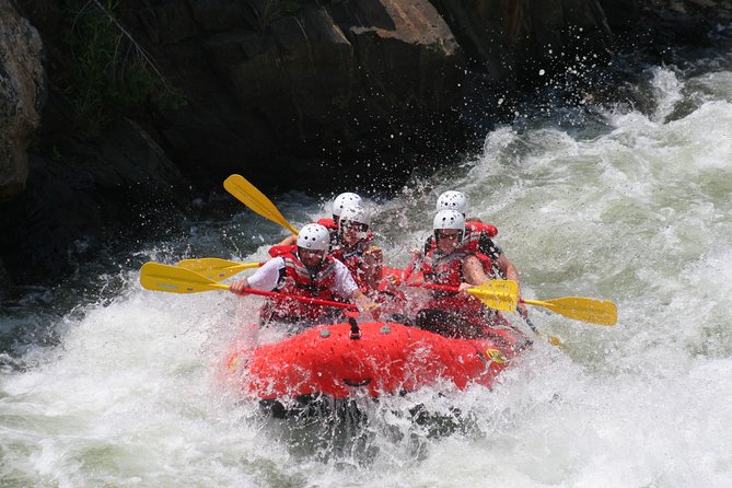 Andes and Amazon in 3 Days: Cotopaxi, Quilotoa, Baños, Amazon - Baños Waterfalls Route