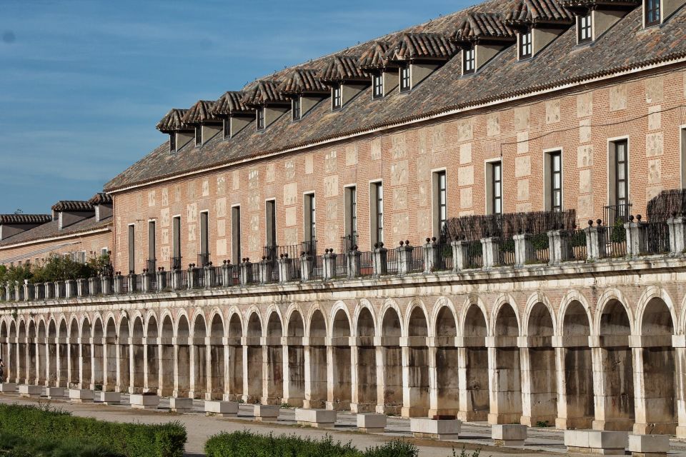 Aranjuez: City and Gardens Guided Walking Tour - What to Bring