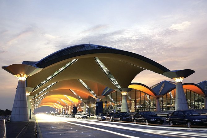 Arrival Transfer : Kuala Lumpur Airport - Accessibility and Luggage Policy