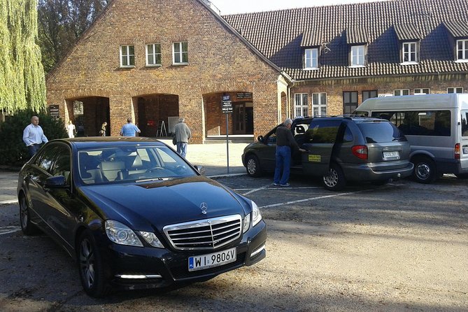 Auschwitz - Full Day Tour From Warsaw by Private Car - Accessibility Options