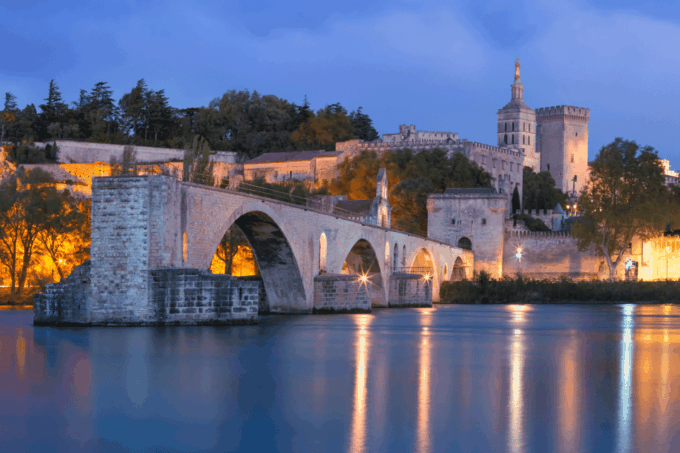 Avignon: Gourmet Picnic With a View of the Pont D'avignon - Additional Options