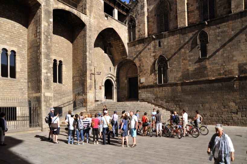 Barcelona 2-Hour Gothic Walking Tour - Additional Information